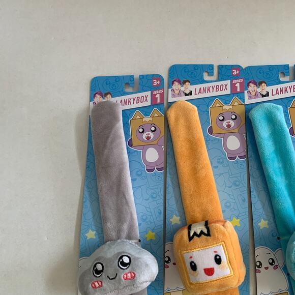 LankyBox Lot Of 4 Series 1 Slap Bracelet Collectible Plush Brand New - Picture 11 of 14